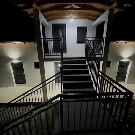 Guesthouse Tropoje E Vjeter Exterior photo