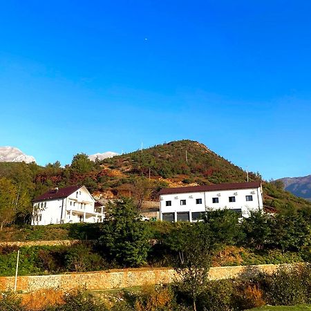 Guesthouse Tropoje E Vjeter Exterior photo